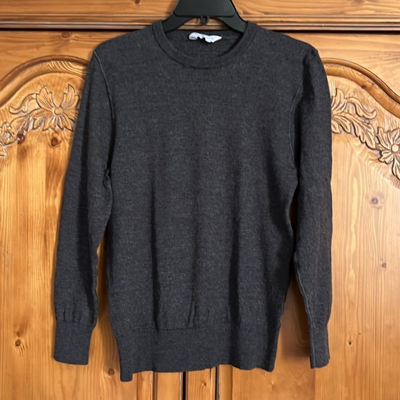 EVERLANE 100% wool sweater gray - Picture 2 of 6